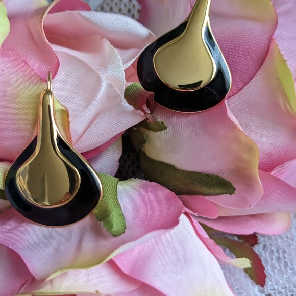 Vintage Monet teardrop gold, black enamel earrings - Picture 3 of 6